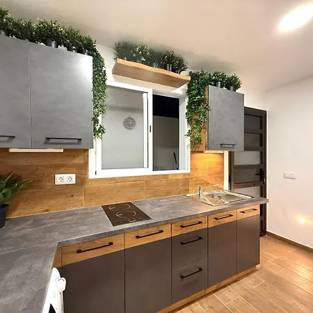 Candela 2 En Канделария